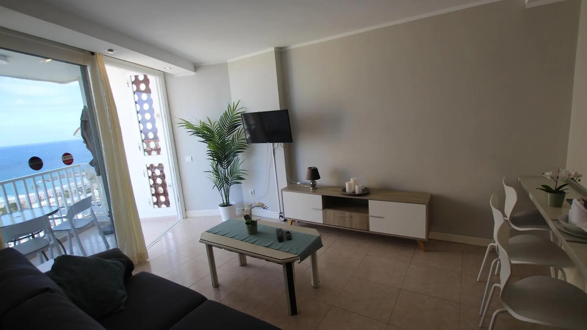 Complejo Torres Yomely Playa De Las Americas Апартаменты Плая-де-лас-Америкас